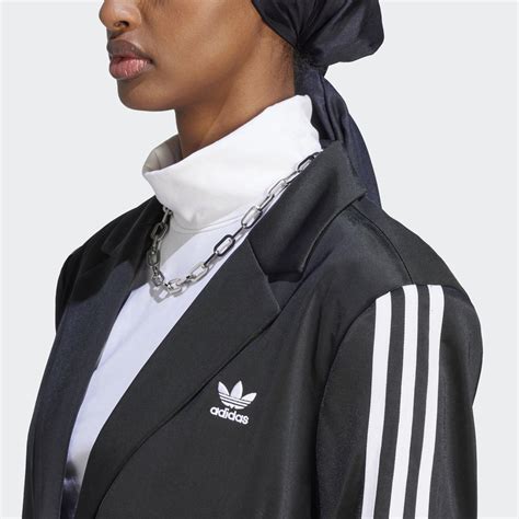 merkwaarden adidas|Adidas kleding.